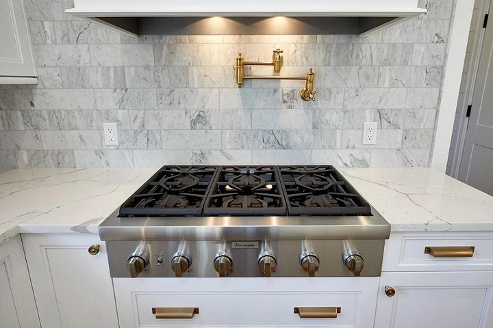 Modern countertop design in a kitchen